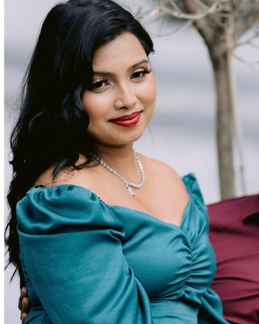 Luminous Daytime Guest