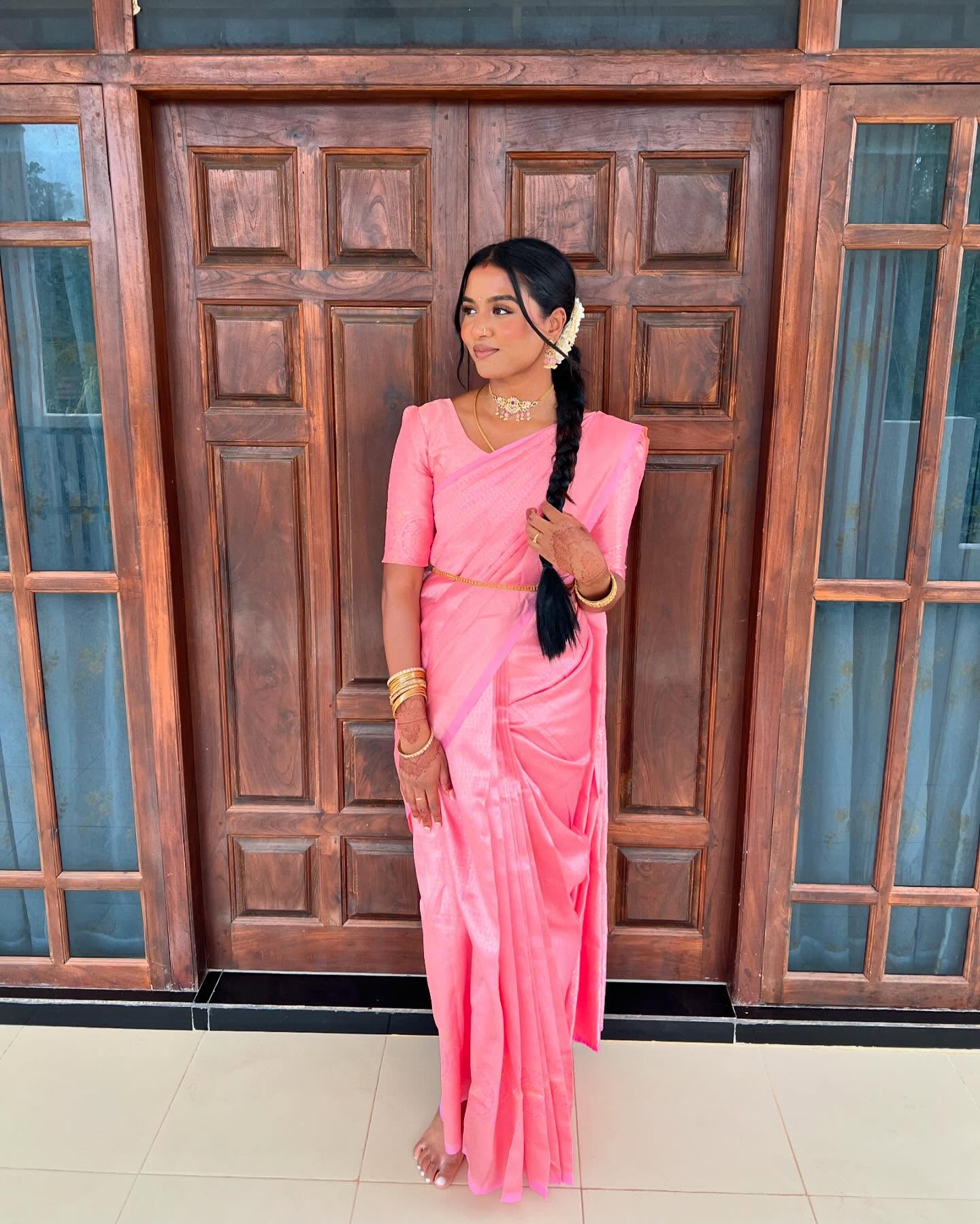 Classic saree draping by AK MUAH